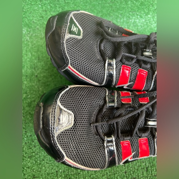 Nike Shox NZ Red Black Patent 318448-002 GS 7Y / Womens Sz 8.5 Pre-Owned - Picture 15 of 16